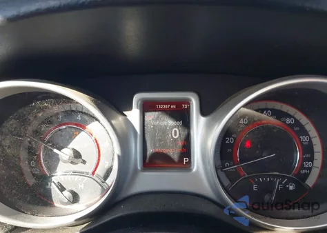 2015 Dodge Journey z USA, uszkodzony, nr VIN 3C4PDCAB5ST564663